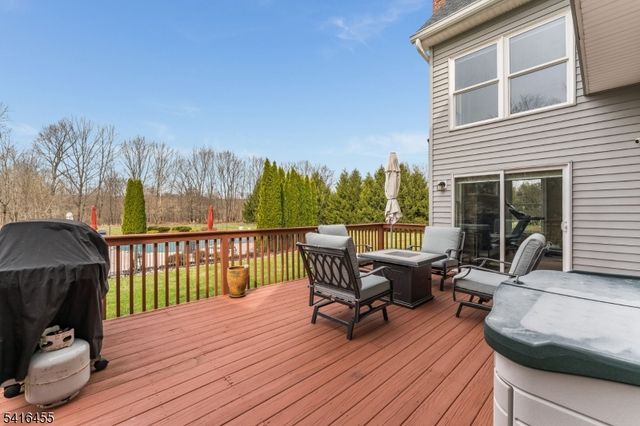 7 Newell Rd, Readington Twp., NJ 08822
