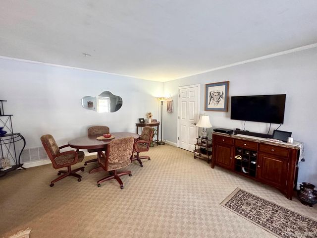 1 Aspen Court 1A, Coram, NY 11727