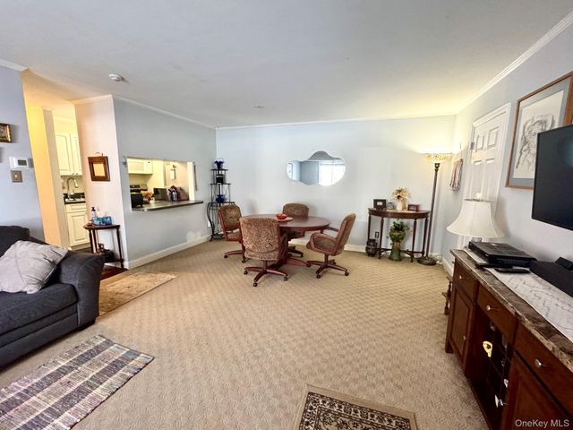 1 Aspen Court 1A, Coram, NY 11727