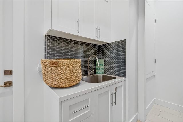 261 Bent Grass Dr, Port Aransas, TX 78373