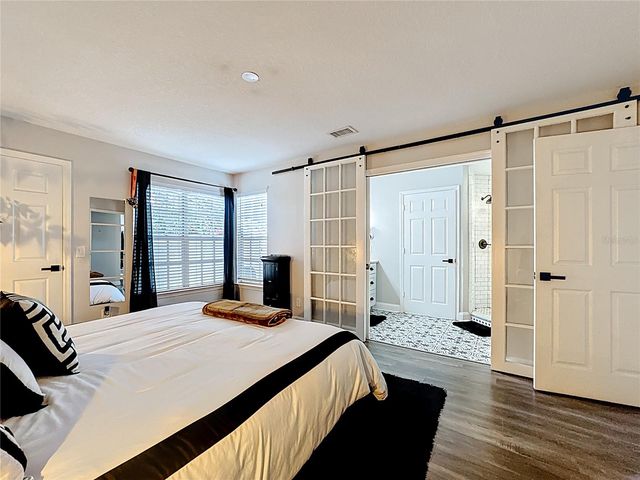 1520 FARRINDON CIRCLE, Lake Mary, FL 32746