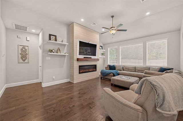 27582 Vivace Drive, Spring, TX 77386