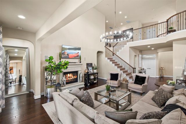 51 Tioga Place, Tomball, TX 77375