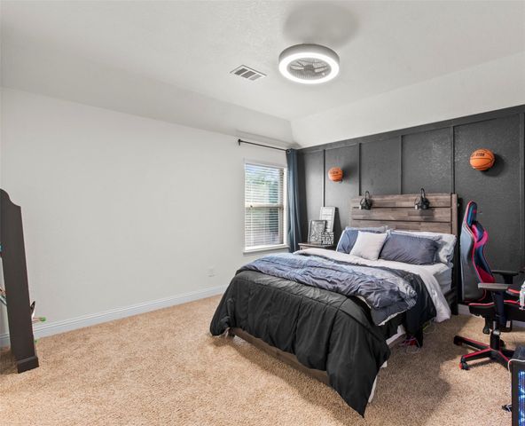 51 Tioga Place, Tomball, TX 77375