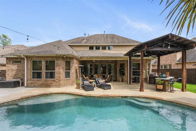51 Tioga Place, Tomball, TX 77375
