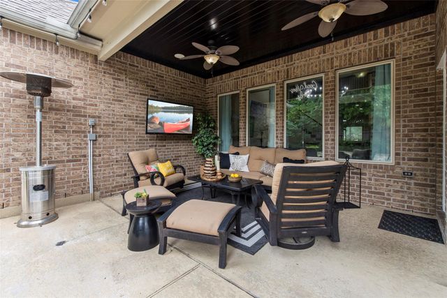 51 Tioga Place, Tomball, TX 77375