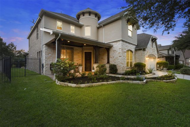51 Tioga Place, Tomball, TX 77375