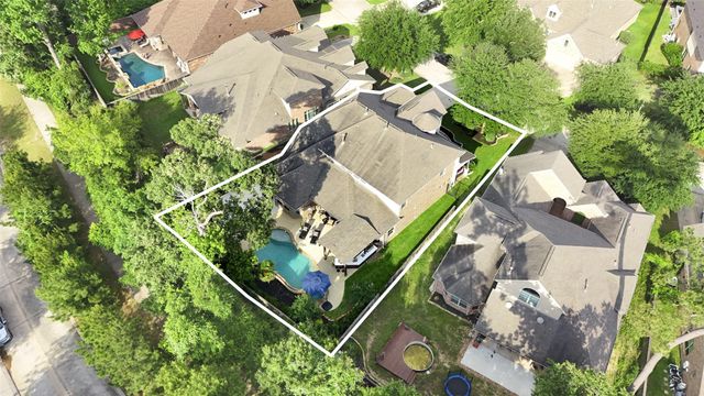 51 Tioga Place, Tomball, TX 77375