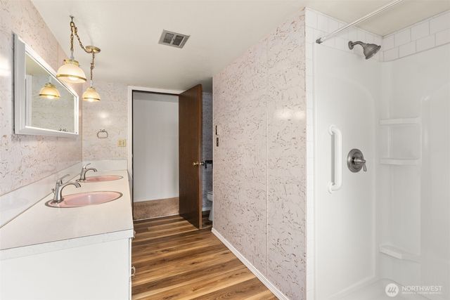 932 Minnesota Street, South Bend, WA 98586