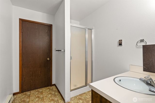 932 Minnesota Street, South Bend, WA 98586