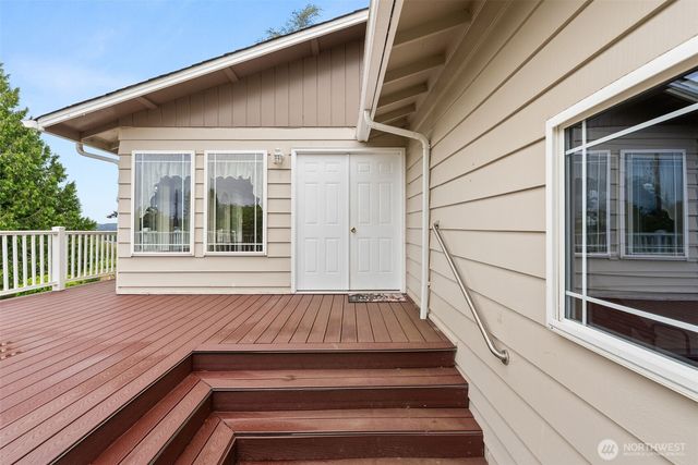 932 Minnesota Street, South Bend, WA 98586