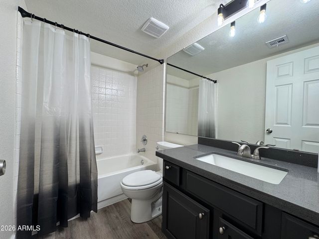 11840 N 40TH Way, Phoenix, AZ 85028
