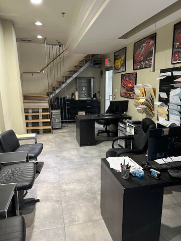 3433 N Pulaski Road, Chicago, IL 60641