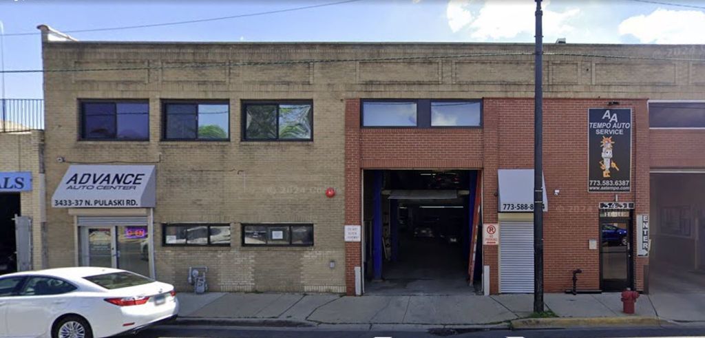 3433 N Pulaski Road, Chicago, IL 60641