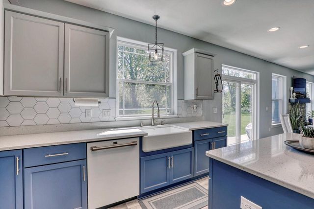 7803 Greenhaven TERRACE, Waterford, WI 53185