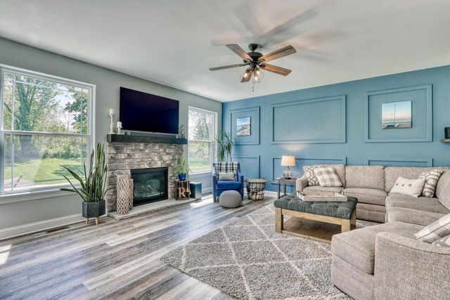 7803 Greenhaven TERRACE, Waterford, WI 53185