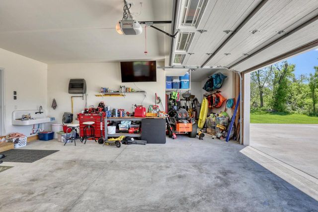 7803 Greenhaven TERRACE, Waterford, WI 53185