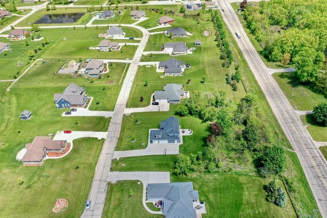 7803 Greenhaven TERRACE, Waterford, WI 53185