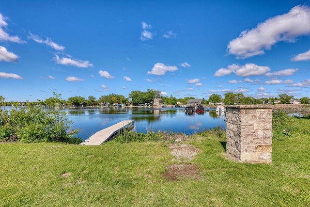 7803 Greenhaven TERRACE, Waterford, WI 53185