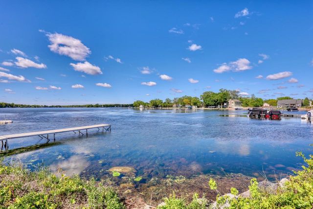 7803 Greenhaven TERRACE, Waterford, WI 53185