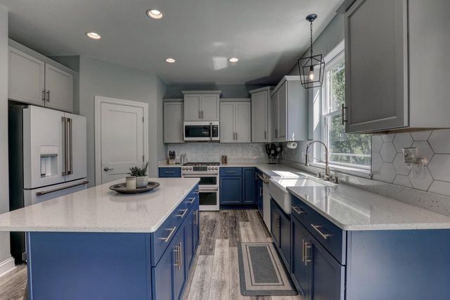 7803 Greenhaven TERRACE, Waterford, WI 53185