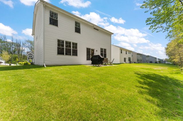 2304 Dunewood Street, Portage, IN 46368