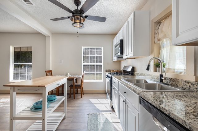 2504 W 8th Avenue, Corsicana, TX 75110