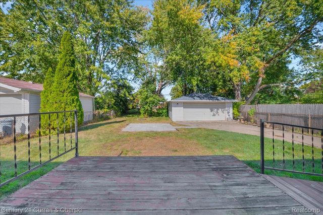 25048 Filmore Street, Taylor, MI 48180