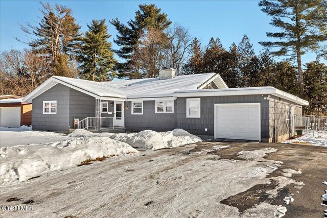 7 Northup Drive, Queensbury, NY 12804