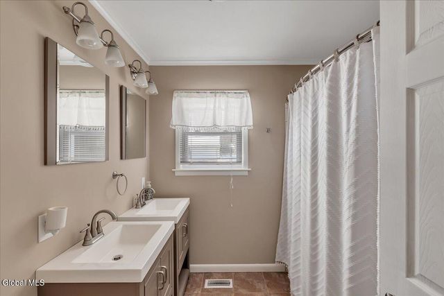 7 Northup Drive, Queensbury, NY 12804