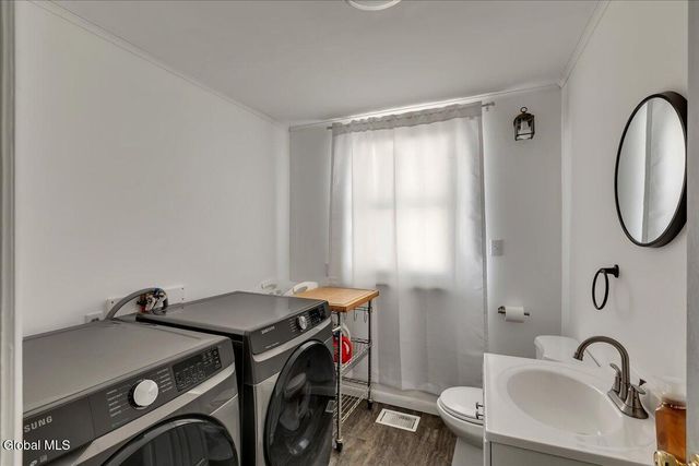 7 Northup Drive, Queensbury, NY 12804