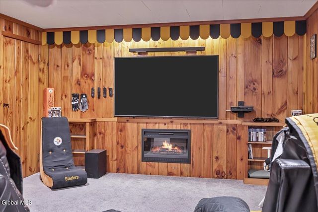 7 Northup Drive, Queensbury, NY 12804