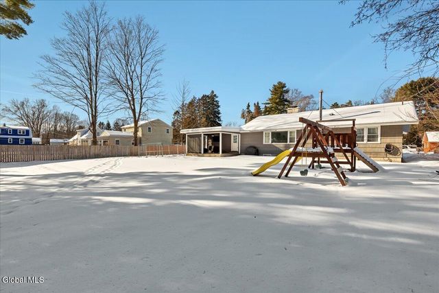 7 Northup Drive, Queensbury, NY 12804