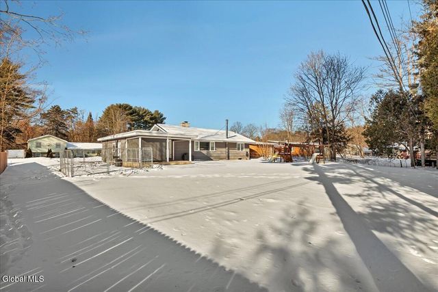 7 Northup Drive, Queensbury, NY 12804