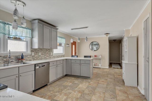 7 Northup Drive, Queensbury, NY 12804