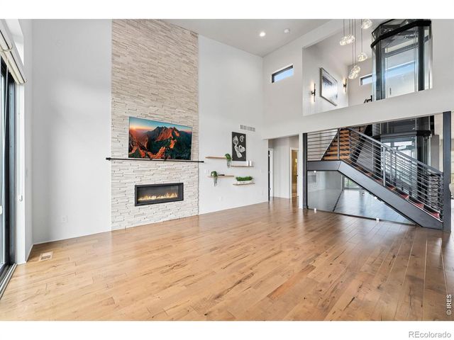 2147 Picture Pointe Drive, Windsor, CO 80550