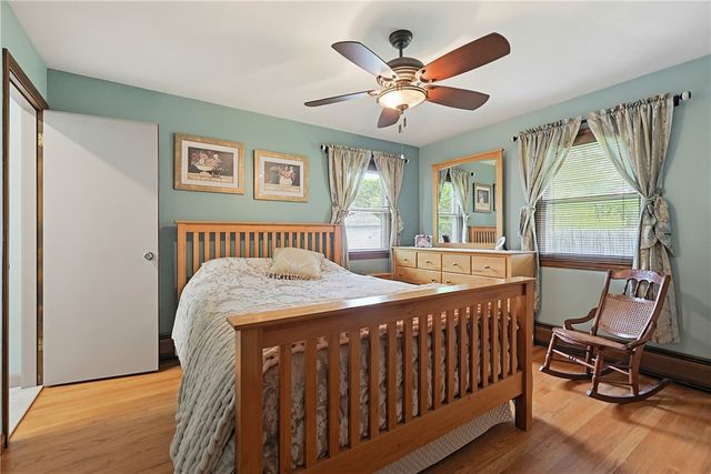 3 King Street, Bristol, RI 02809