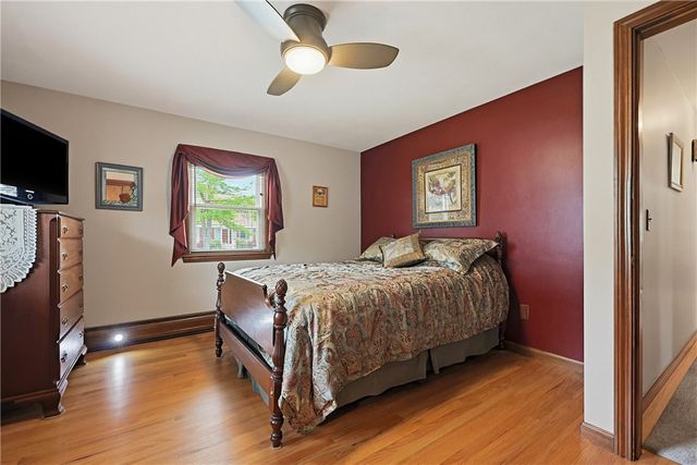 3 King Street, Bristol, RI 02809