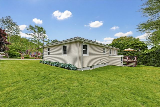 3 King Street, Bristol, RI 02809