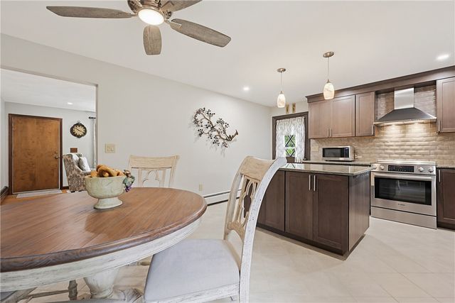 3 King Street, Bristol, RI 02809