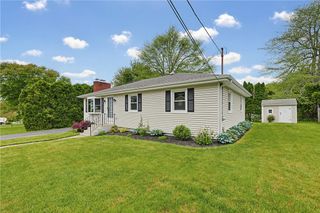 3 King Street, Bristol, RI 02809