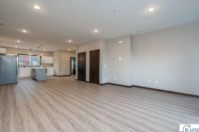 3068 Bluestem Trail, Mankato, MN 56001