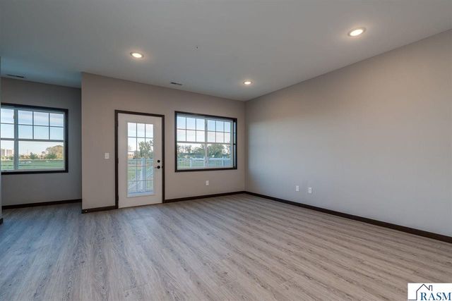 3068 Bluestem Trail, Mankato, MN 56001