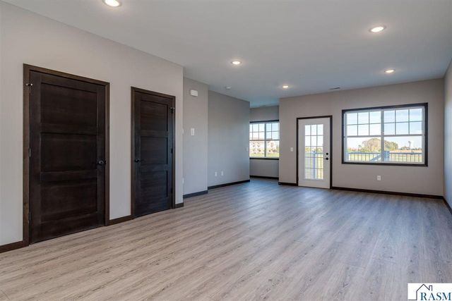 3068 Bluestem Trail, Mankato, MN 56001