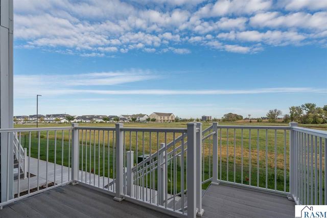 3068 Bluestem Trail, Mankato, MN 56001