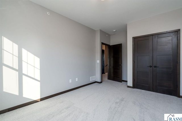 3068 Bluestem Trail, Mankato, MN 56001