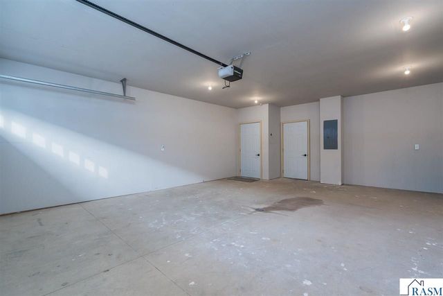 3068 Bluestem Trail, Mankato, MN 56001