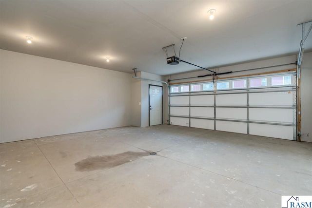 3068 Bluestem Trail, Mankato, MN 56001