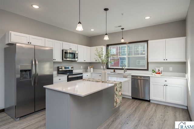 3068 Bluestem Trail, Mankato, MN 56001