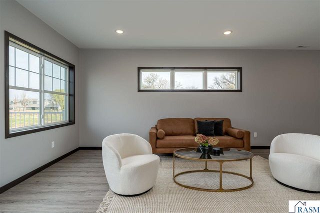 3068 Bluestem Trail, Mankato, MN 56001